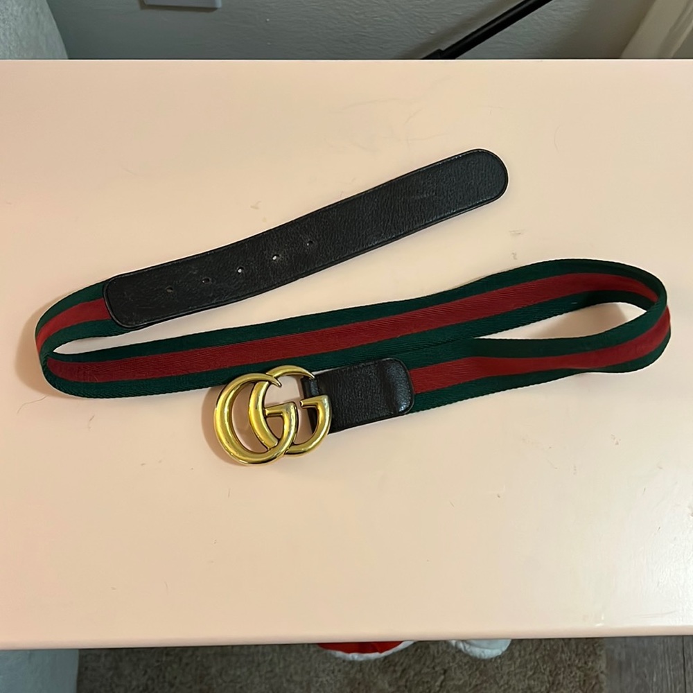 Gucci belt in green and red with brown leather